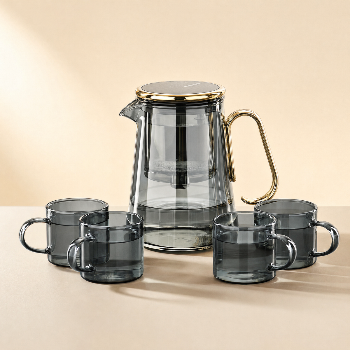 Heritage Edition teapot with four cups — Gold